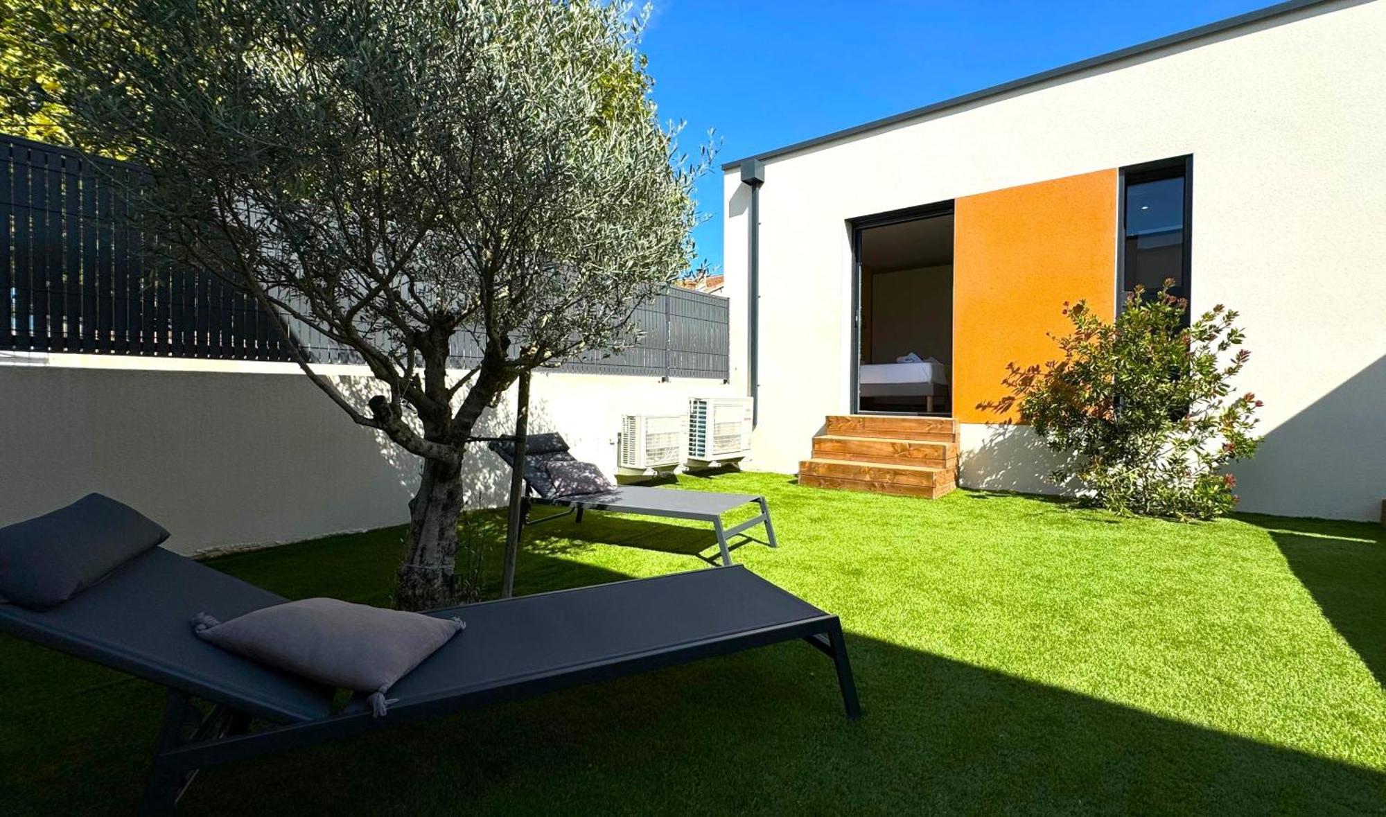 Daya Lodge. L'Isle-sur-la-Sorgue Kültér fotó