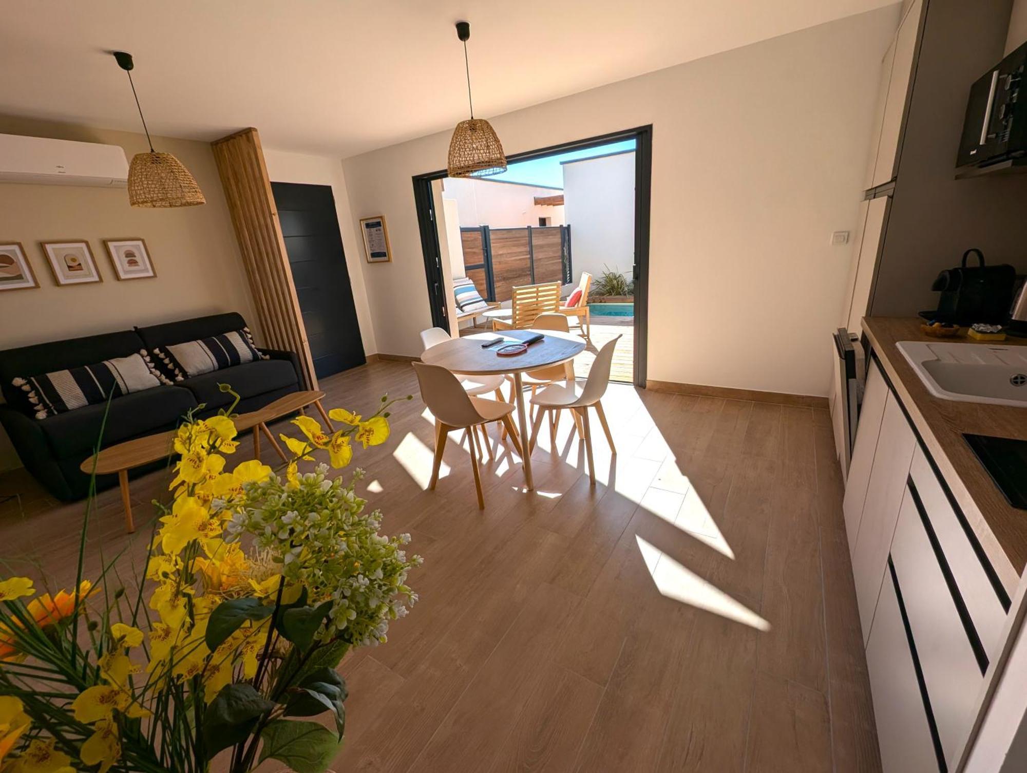 Daya Lodge. L'Isle-sur-la-Sorgue Kültér fotó