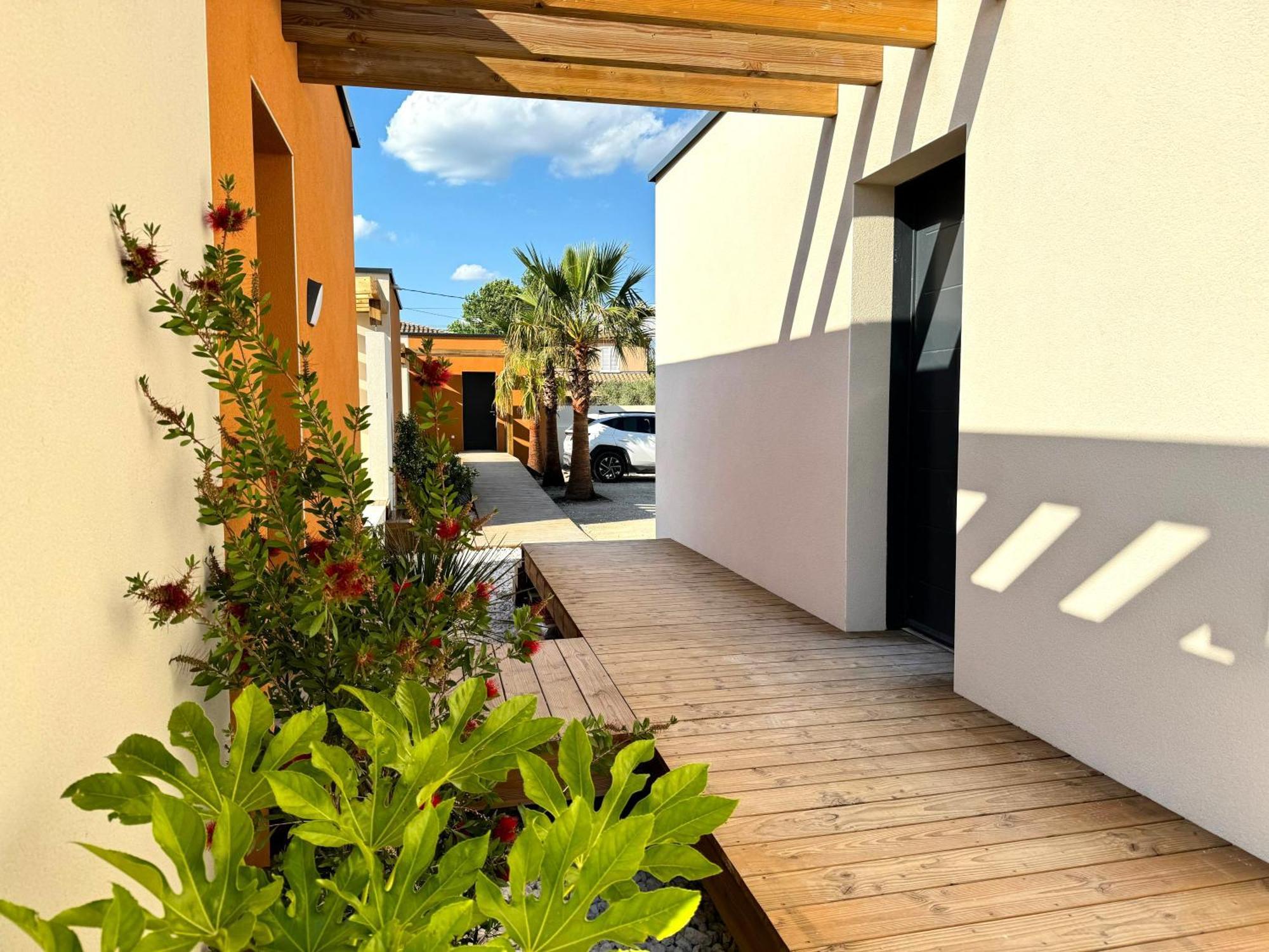Daya Lodge. L'Isle-sur-la-Sorgue Kültér fotó